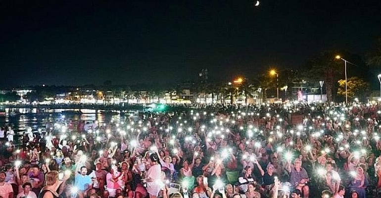 Didim’de 27. Barış Şenlikleri’ne Binlerce Vatandaş Katıldı