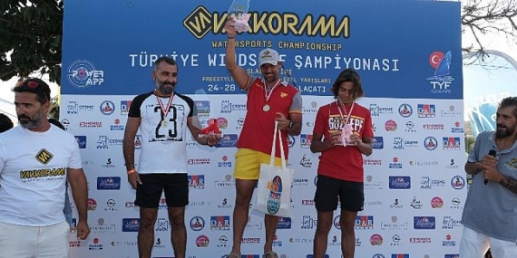 D&R’ın Eğlenceli Dünyası Vakkorama Türkiye Windsurf Şampiyonası Heyecanına Ortak Oldu