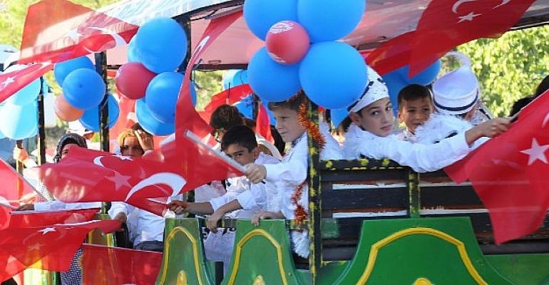 Edremit Belediyesi’nden toplu sünnet şöleni