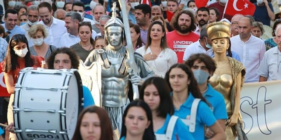 Efest Başlıyor