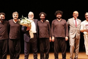 firat-tanis-iyilik-genimizde-var-projesi-icin-sahneye-cikti.jpg