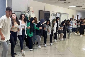 genclik-merkezinde-ogrenciler-horonla-moral-buluyor.jpg