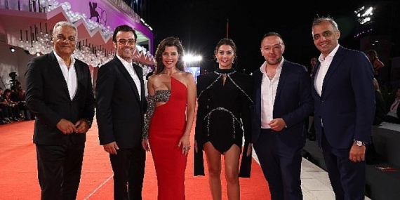 Gökçe Bahadır, Burcu Özberk ve Salih Bademci, Lexus ile 79. Venedik Uluslararası Film Festivali’nde Kırmızı Halıdaydı