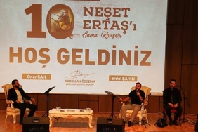 halk-ozani-neset-ertas-turkuleriyle-anildi.jpg