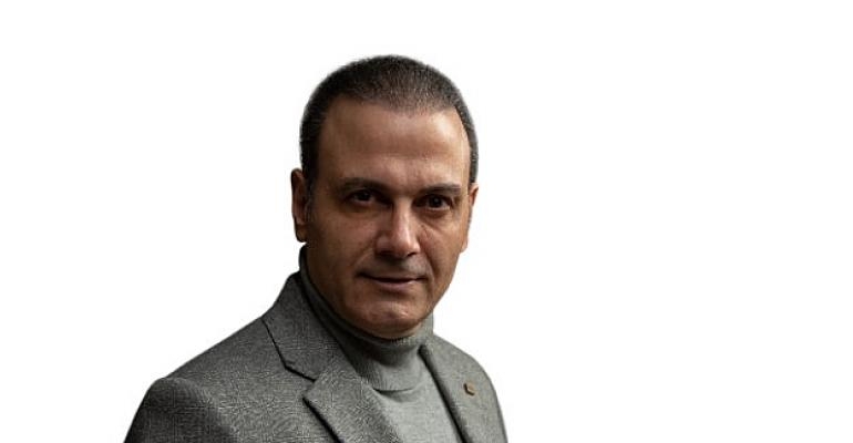 İranlı Sanatçı Ali Rıza Ghorbani İstanbul 4. Uluslararası Halk Müzikleri Festivali’nde 4 Ekim’de AKM’de