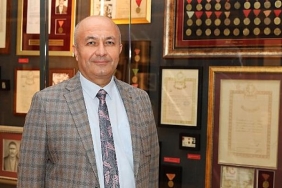 is-bankasi-muzesindeki-sergiden-kitaba-istiklal-madalyasinin-hikayesi.jpg