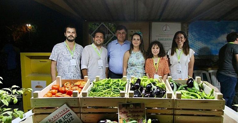 İzmir Fuarı’nda Karşıyaka Rüzgarı