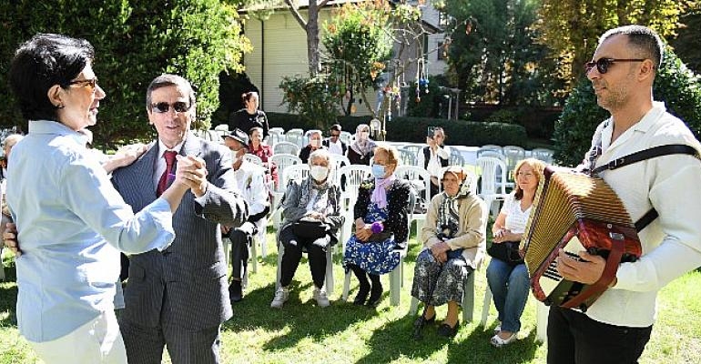 Kadıköy’de Dünya Alzheimer Günü Etkinliği
