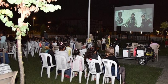 Kartepe’de Yazlık Sinema “Dağ 2” İle Devam Etti