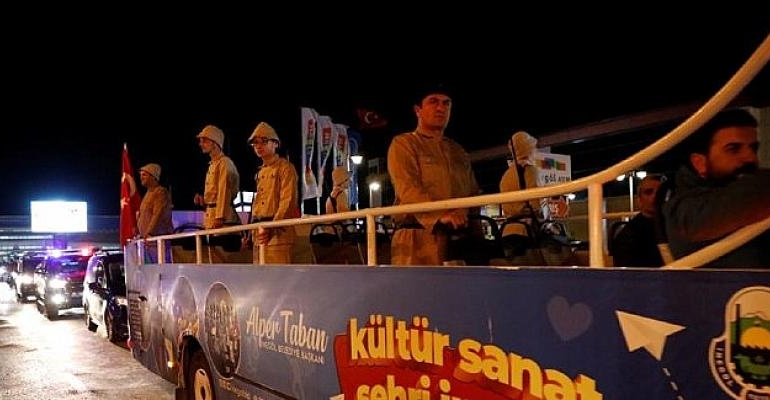 Kurtuluş Coşkusu Tüm Şehri Sardı
