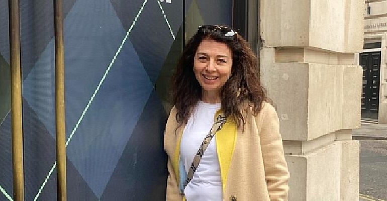 Lolita Asil’den ‘Yer-Yüzü Gök-Yüzü Sergisi