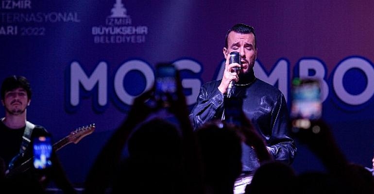 Mogambo Geceleri’nde ilk sahne Cem Adrian’ın