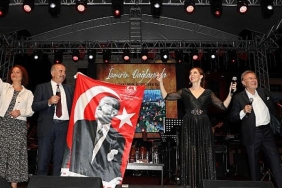 mudanyayi-kurtulus-gunu-coskusu-sardi.jpg