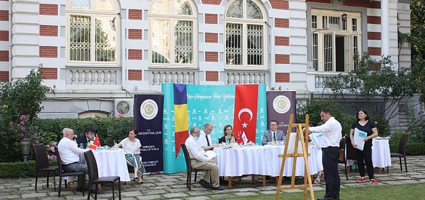 romanyada-3-binden-fazla-ust-duzey-kamu-gorevlisi-turkce-ve-turk-kulturu-ile-tanisti.jpg