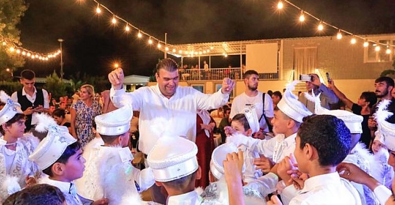 Seferihisar’da toplu sünnet şölen