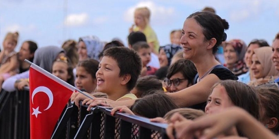 Troya Kültür Yolu Festivali’nde Çocuk Kahkahaları