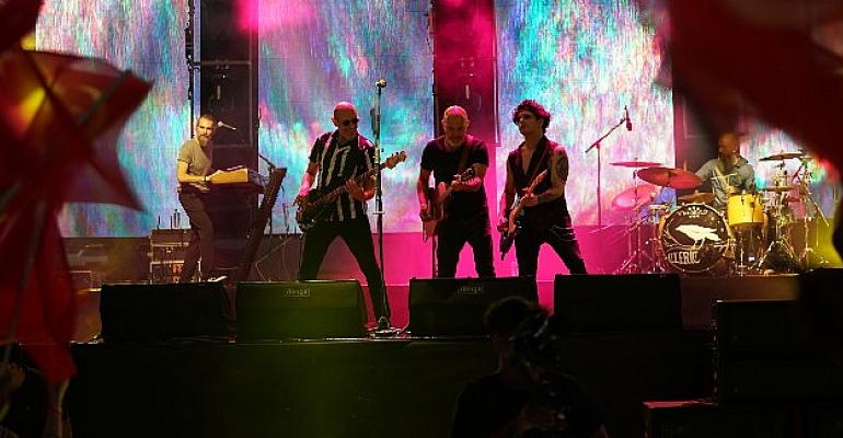 Türkiye’nin festivali 3 büyük konserle başladı