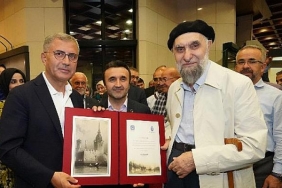 uskudar-belediye-baskani-hilmi-turkmen-hat-sanati-uskudara-cok-yakisiyor.jpg