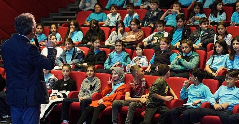 10. Çorlu Kitap & Kırtasiye Fuarı Sona Erdi