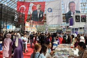antalyada-kitap-coskusu-suruyor.jpg