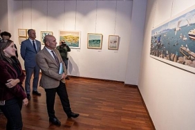 baskan-soyer-doganin-ozu-sergisini-ziyaret-etti.jpg