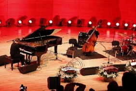 baskent-kultur-yolu-festivali-azerbaycanli-piyanist-sahin-novresliyi-agirladi.jpg