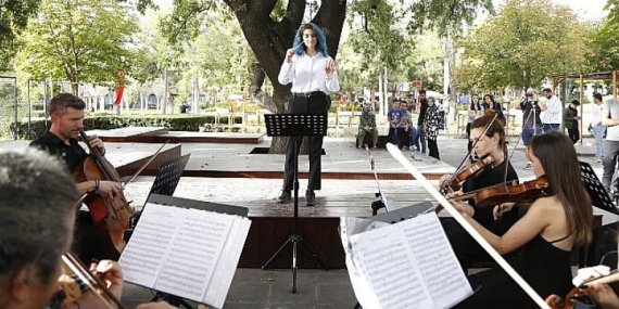 Başkent Kültür Yolu Festivali’nde Ankaralılar Orkestra Şefi olarak sahne aldı