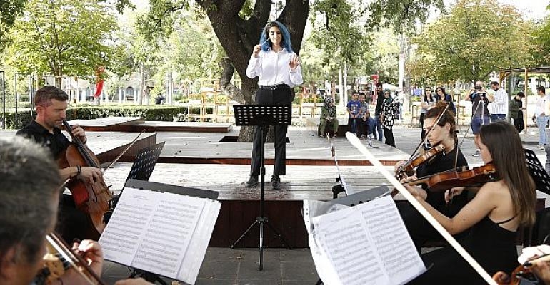 Başkent Kültür Yolu Festivali’nde Ankaralılar Orkestra Şefi olarak sahne aldı