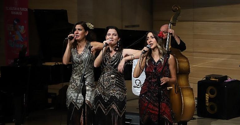 Başkent Kültür Yolu Festivali’nde Tuluyhan Uğurlu’dan Unutulmaz Bir Konser