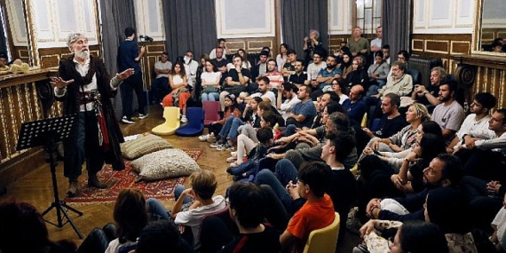 Beyoğlu Kültür Yolu Festivali’nde Çukurcuma müzayedeleri başladı