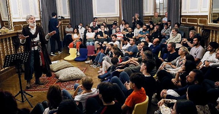 Beyoğlu Kültür Yolu Festivali’nde Çukurcuma müzayedeleri başladı