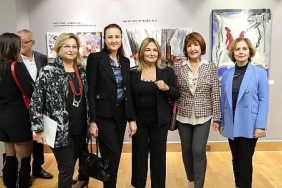 cagdas-sanat-duayenlerinin-eserlerinden-olusan-hayalimokul-sergisi-acildi.jpg