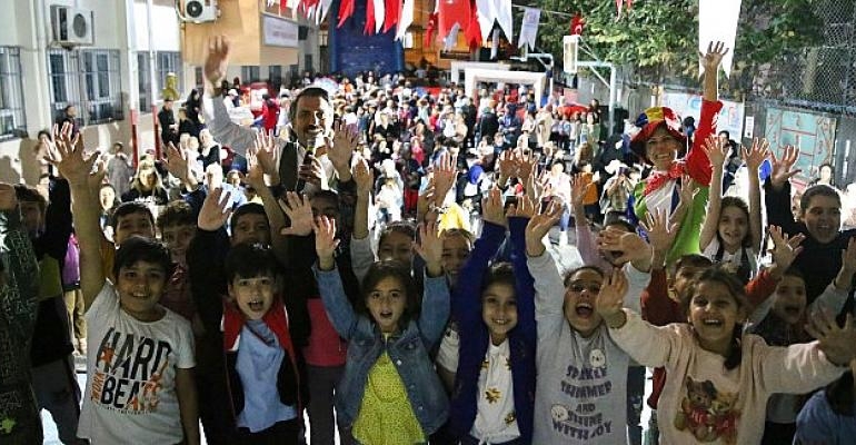 Çocuk şenliğinde doyasıya eğlence