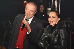 cumhuriyetin-99-yili-avcilarda-sertab-erener-konseri-ile-coskuyla-kutlandi.jpg