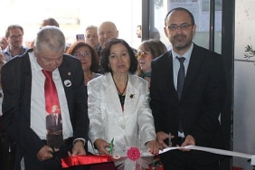 cumhuriyetin-isiginda-bilim-ve-sanat-sergisi.jpg
