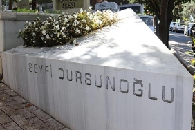 cydd-seyfi-dursunoglunun-dogum-gununde-anma-toreni-duzenledi.jpg