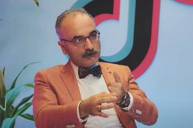 emrah-safa-gurkan-dijital-cagda-egitimi-t-talksta-konustu.jpg
