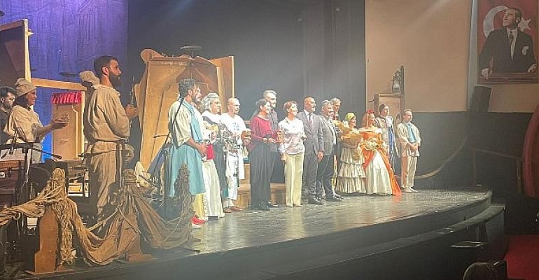 İBB Şehir Tiyatroları 7. Adana Şehir Tiyatroları Festivali’ne Konuk Oldu