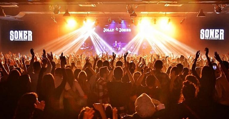 Jolly Joker’de Soner Sarıkabadayı izdihamı