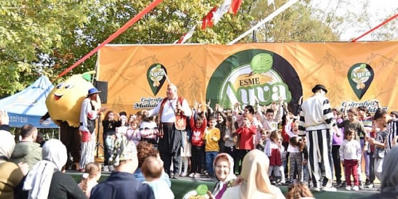 Kartepe’de Türkiye’nin En Güzel Ayvaları Yarıştı