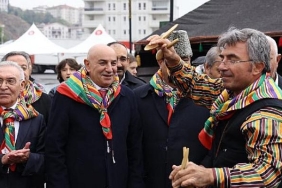 kecioren-yoruk-turkmen-senligi-ve-calistayina-sahne-oluyor.jpg