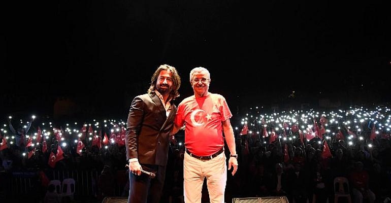 Kemer’de Koray Avcı Rüzgarı Esti