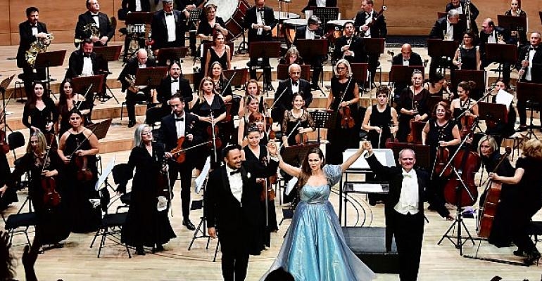 Kristine Opolais ve Murat Karahan’dan Başkent Kültür Yolu Festivali’nde Muhteşem Konser