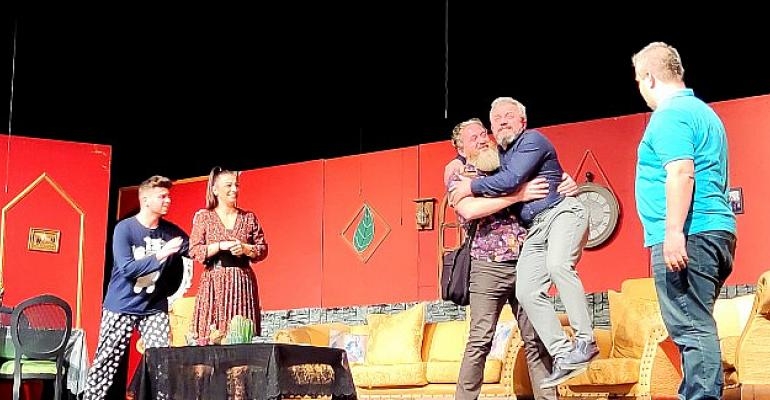 Kurtar Beni Damat Gölcüklüleri Kahkahaya Boğacak
