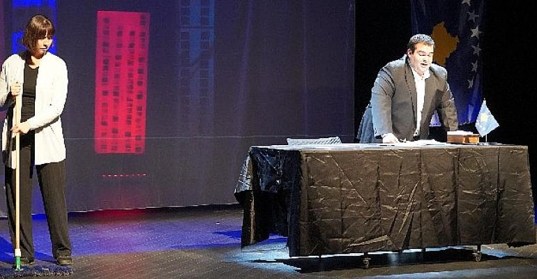 Lüleburgaz Yıldızları Sanat Akademisi “perde” dedi!