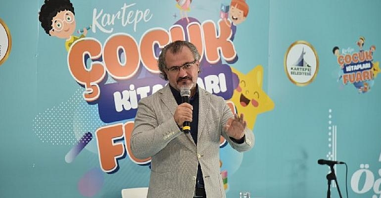 Yazar Sıtkı Aslanhan; “Kitaplar geleceğimizi şekillendirir”