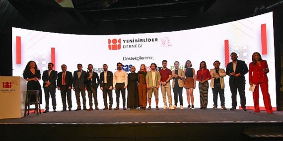 Yeni Nesil Teknolojiler Kullanarak Sosyal Fayda Yaratıcı Projeler Geliştirdiler