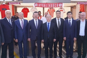 ayvalikta-zeytin-hasat-festivali-basladi.jpg