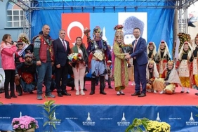 beydagda-comaklar-mahallesi-3-kestane-festivali-coskusu.jpg