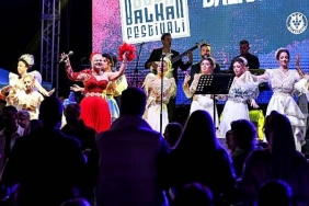 bucada-coskunun-dinmedigi-festival.jpg